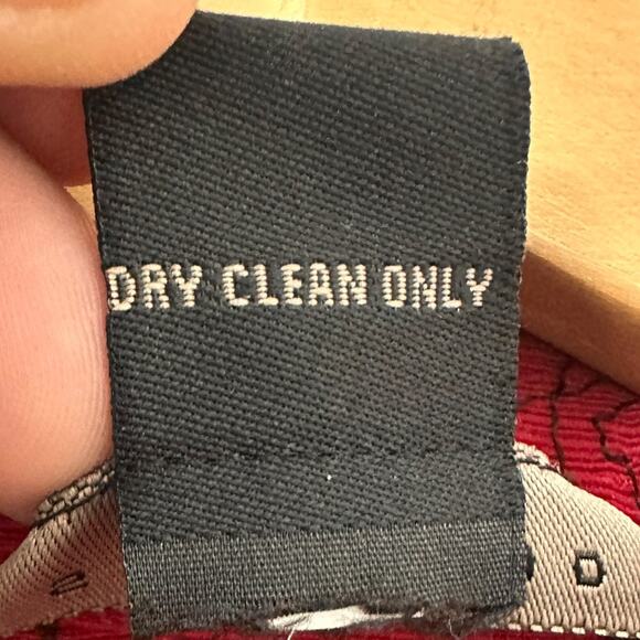 Silk Land 2X Red Top Plus Whimsygoth Floral Grandma Funky Embroidered Vamp Retro - Picture 8 of 8